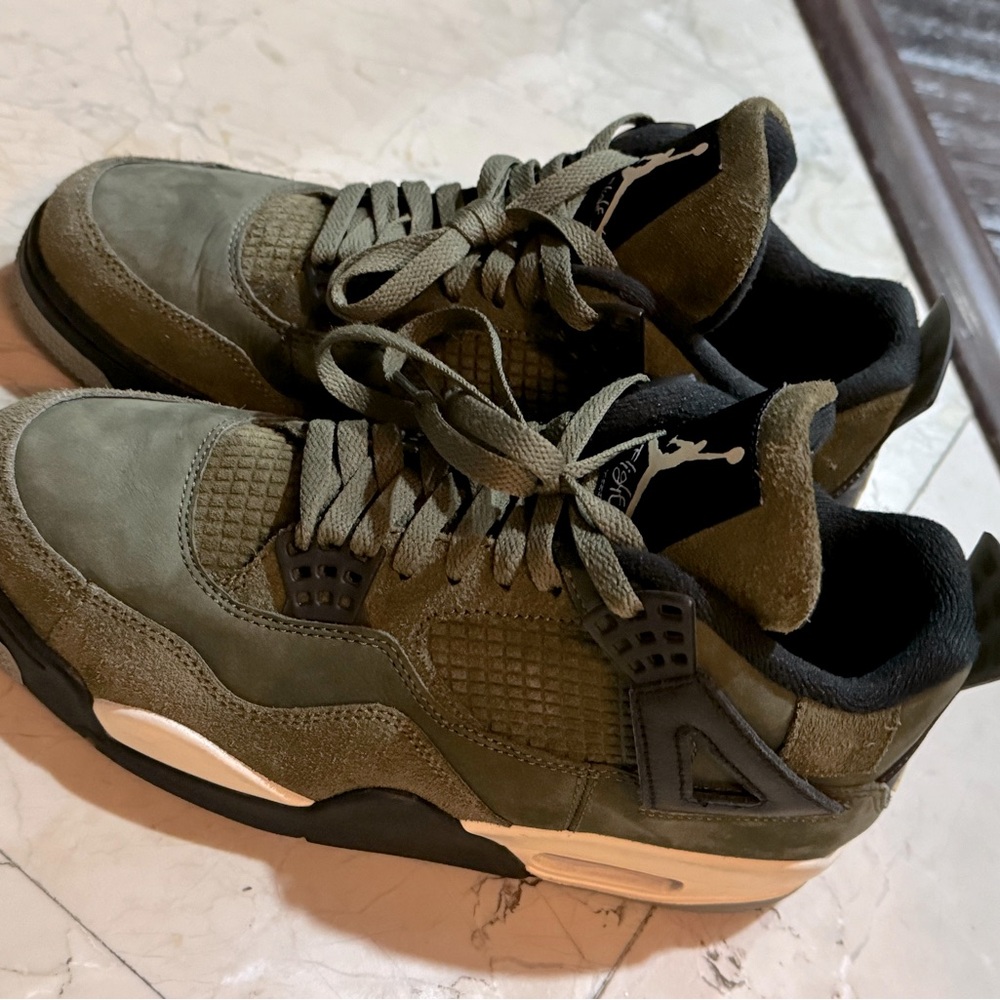 JORDANS Great condition size 8.5 Men’s